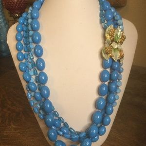 Vintage blue 1950’s 5 strand necklace with metal decorative closure